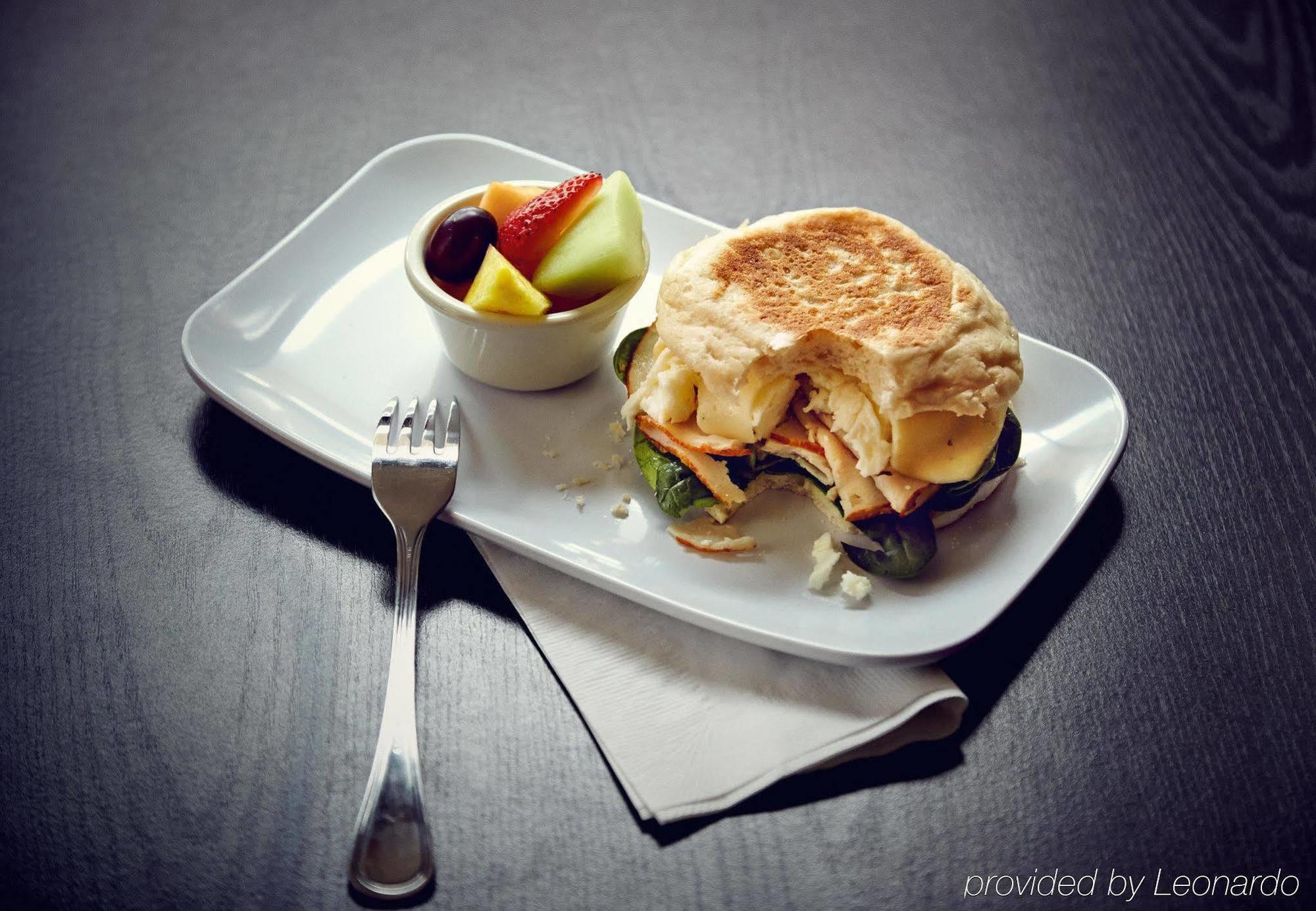 فندق كورتيارد رالي دورهام إيربورت/برير كريك المظهر الخارجي الصورة